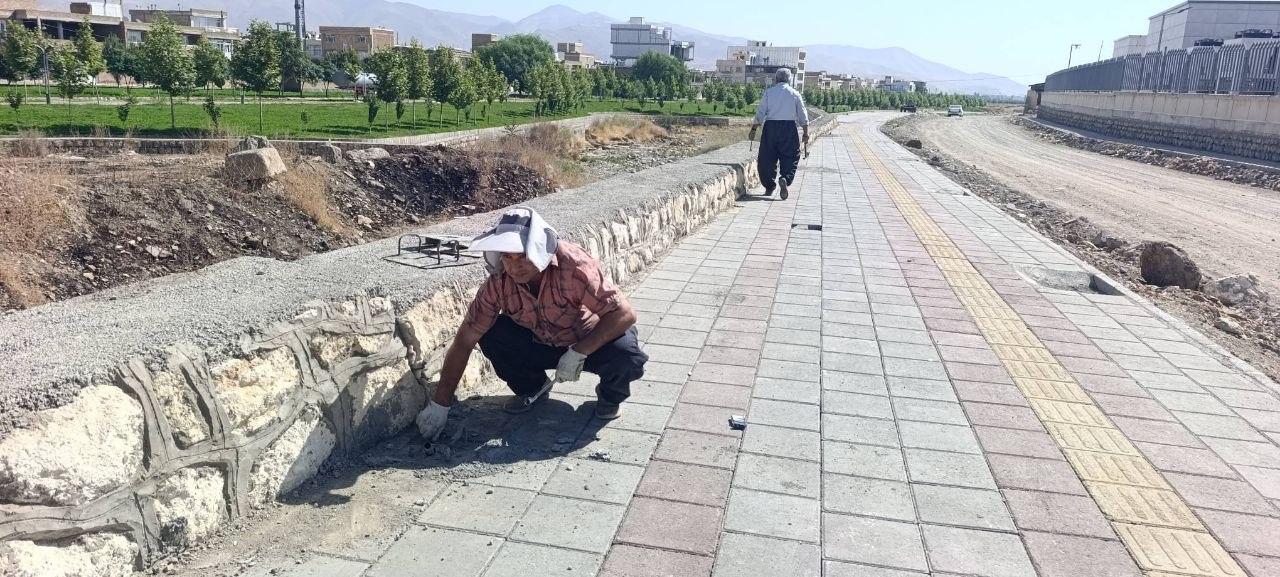 روشن‌سازی مسیر ساحلی اشنویه به سمت بیمارستان ابن‌سینا