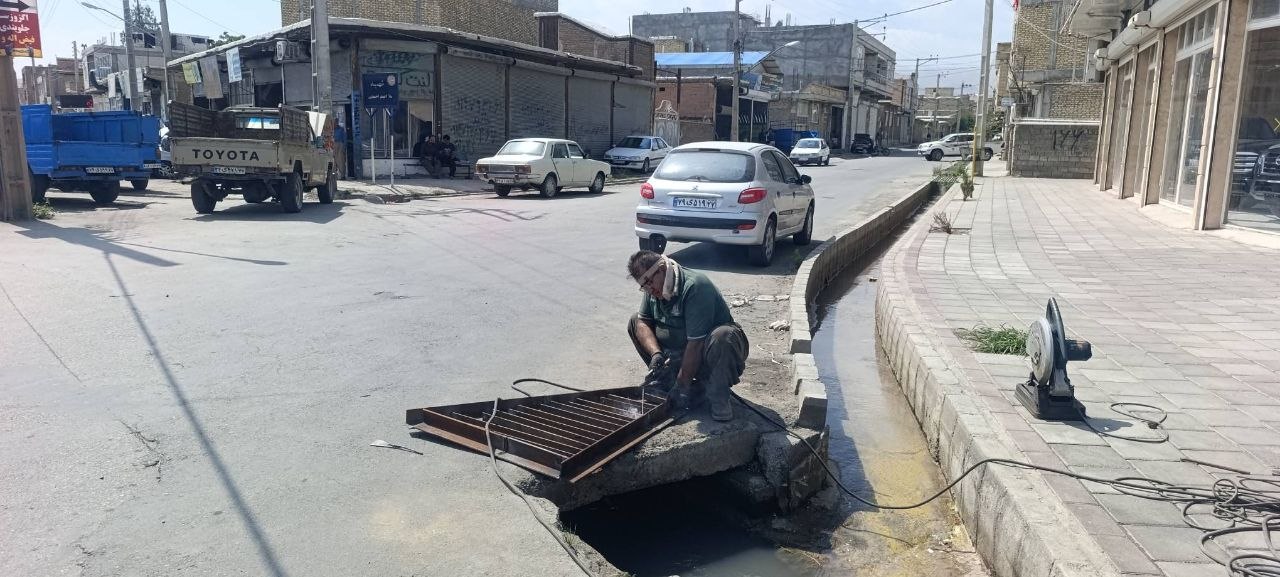 آغاز بهسازی پل چهارراه امیرآباد در اشنویه